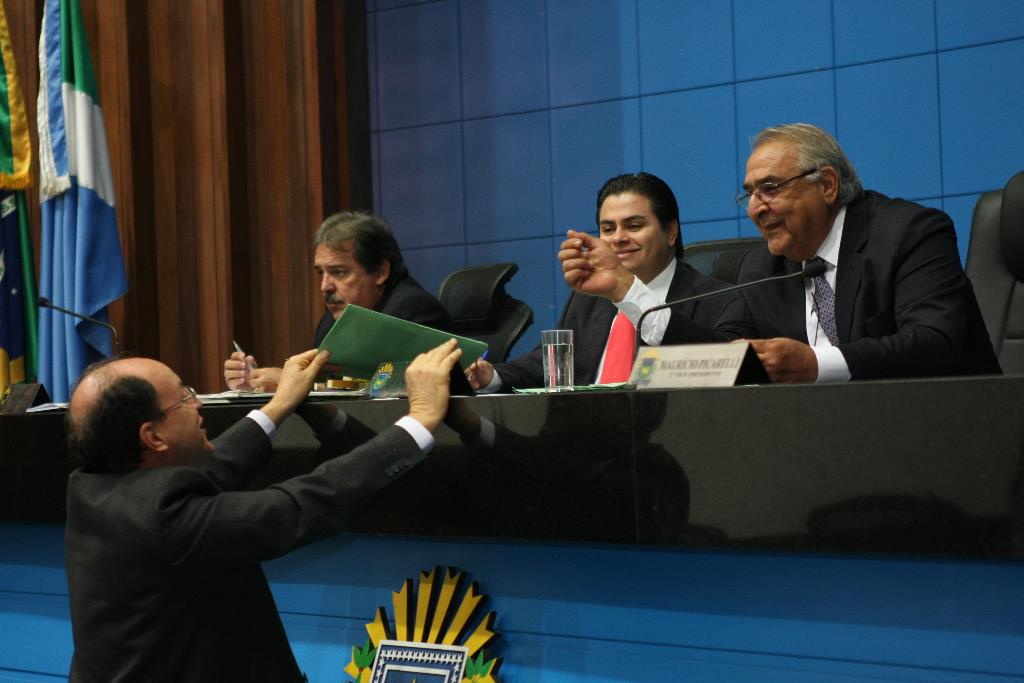 Imagem: Proposta de autoria do deputado Cabo Almi foi aprovada na Ordem do Dia da sessão de hoje.