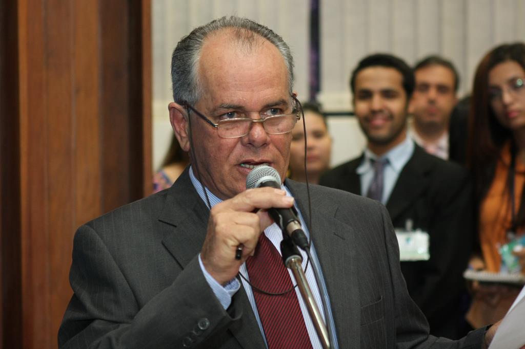 Imagem: Deputado Lauro Davi é autor do projeto de resolução.