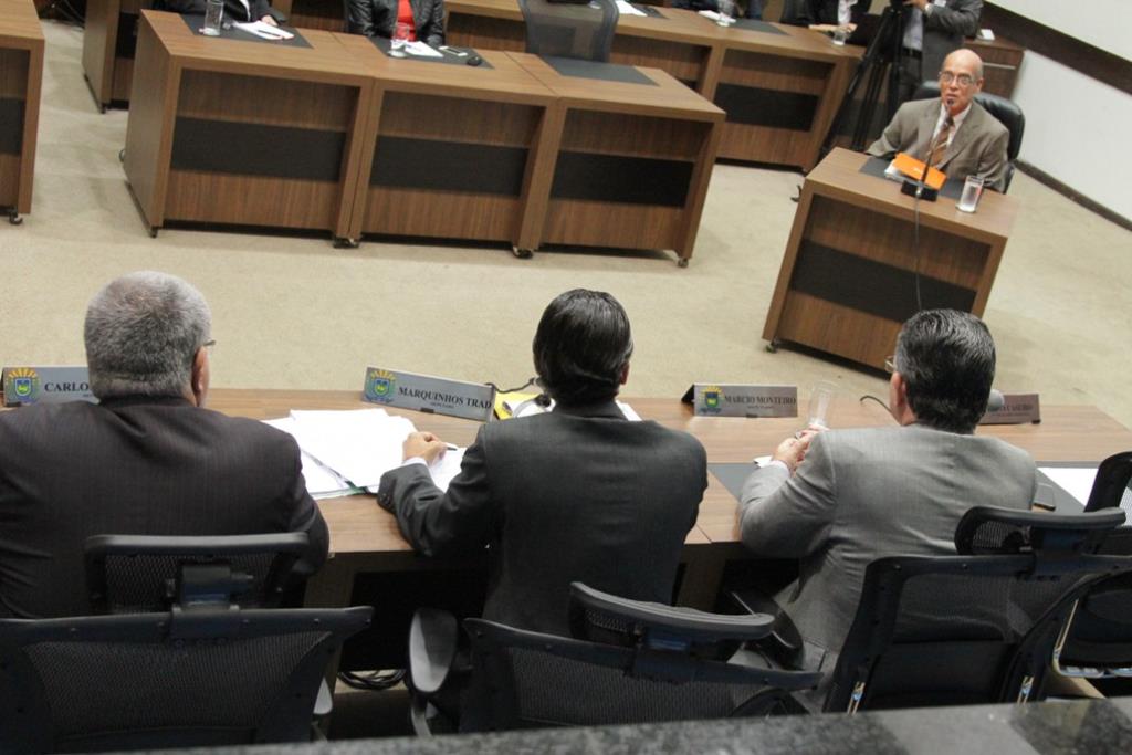 Imagem: Roberto Aroso, diretor de assuntos institucionais da GVT, foi um dos depoentes ouvidos pela CPI.