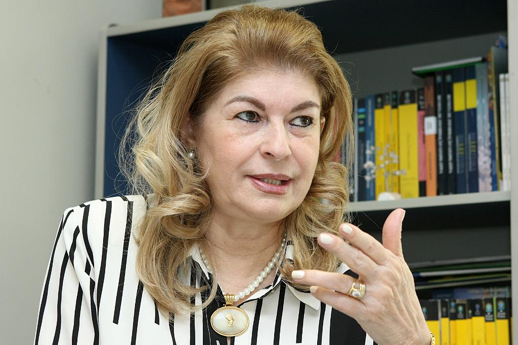 Imagem: De acordo com Clarice Maciel, diretora da escola, o foco é a formação dos servidores da Casa, além do suporte ao trabalho legislativo.