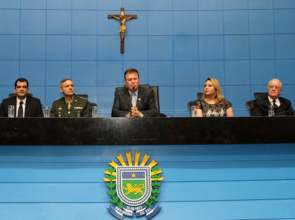 Imagem: A sessão foi proposta pelo deputado Maurício Picarelli.