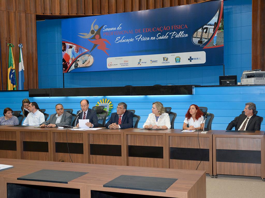 Imagem: Evento para o debate de assuntos ligados à educação física aconteceu no plenario.