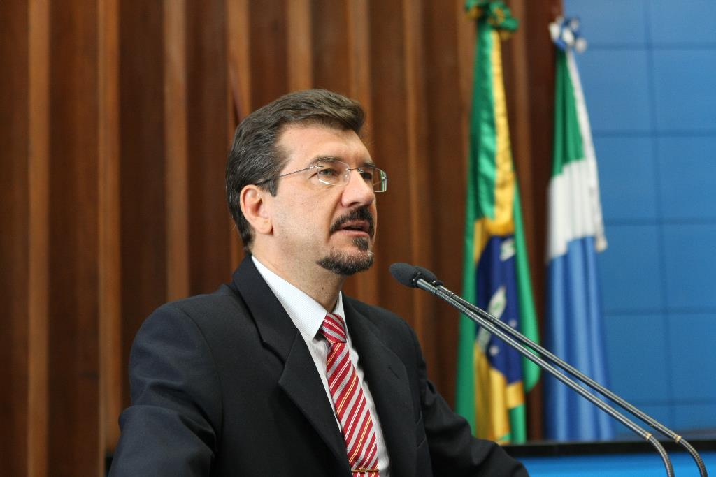 Imagem: Conforme lei de Kemp, vacinação agora pode ser concedida a servidores da educação e agentes penitenciários.