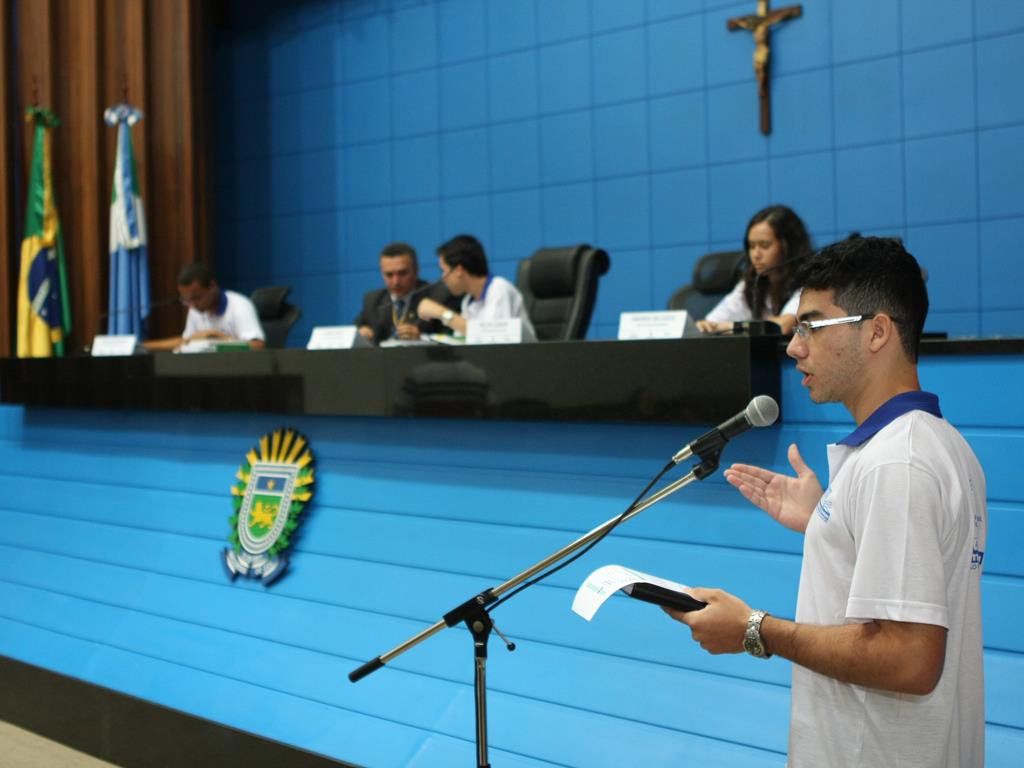 Imagem: Parlamento Jovem reproduz a sessão ordinária do Legislativo.