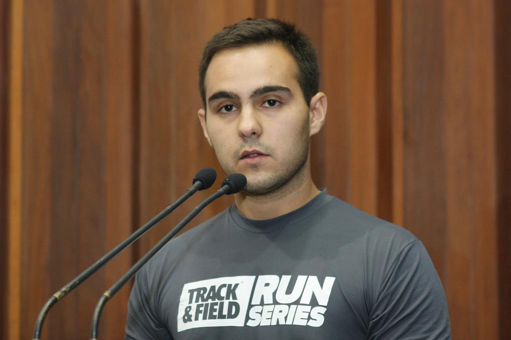 Imagem: Paulo André Degan falou em nome dos candidatos remanescentes.