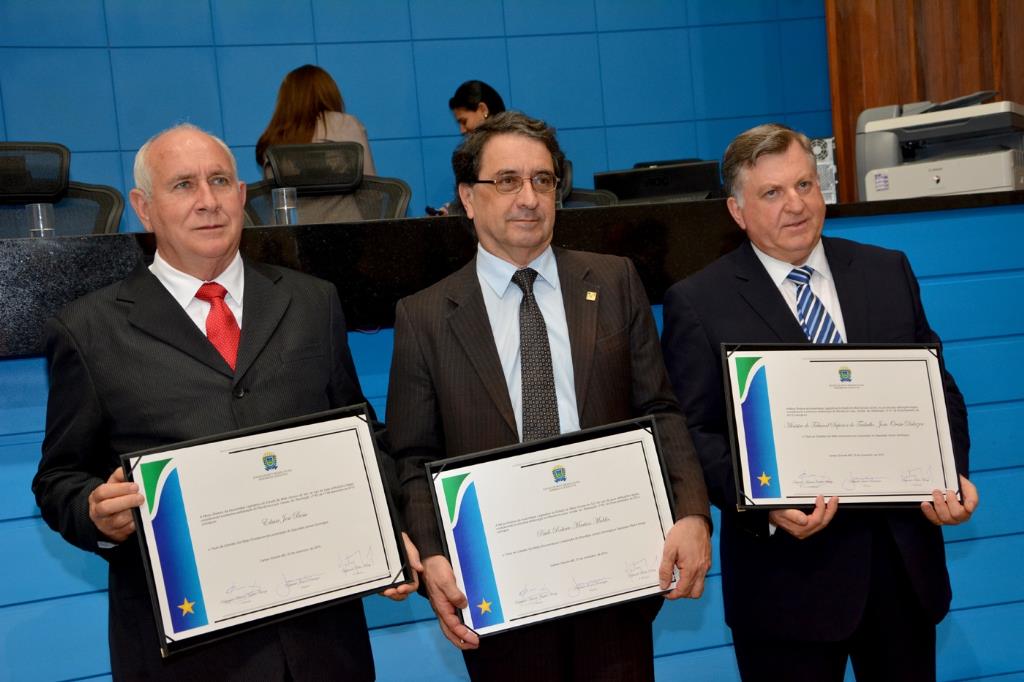 Imagem: Engenheiro elétrico, secretário de Articulação Social da Presidência da República e ministro do TST  receberam as homenagens.