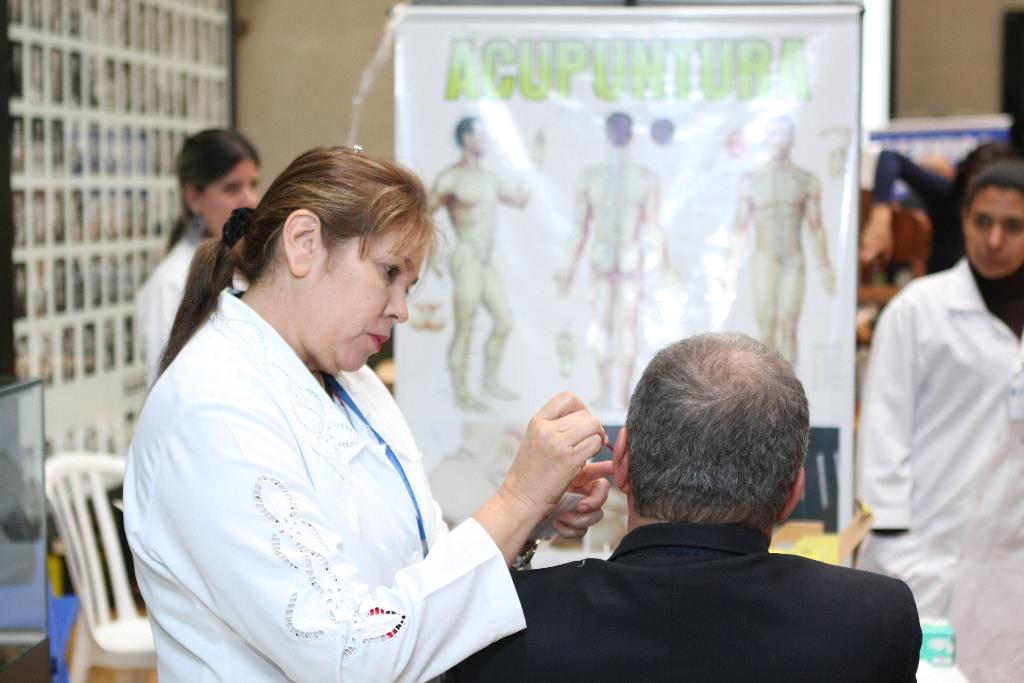 Imagem: Servidores poderão ter acesso a vários exames como auricolopuntura.