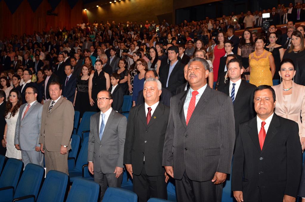 Imagem: Novos parlamentares foram diplomados em cerimônia no Rubens Gil de Camillo