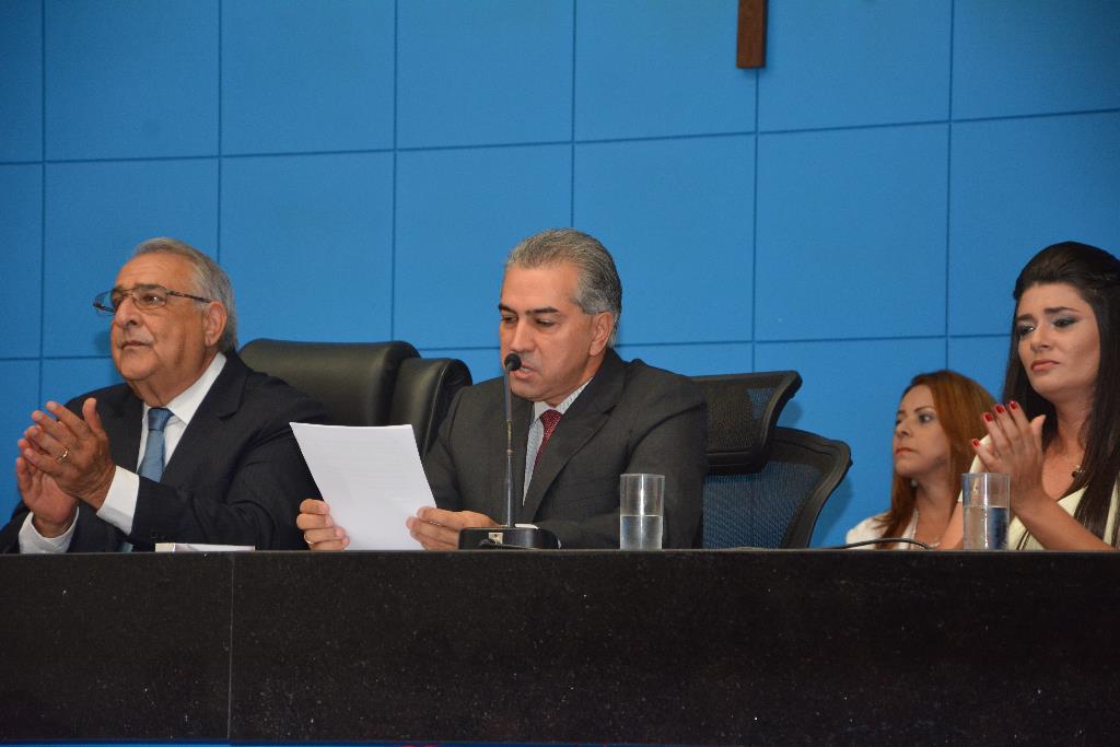 Imagem: Em cerimônia de posse, Reinaldo Azambuja discursou sobre os desafios do novo governo