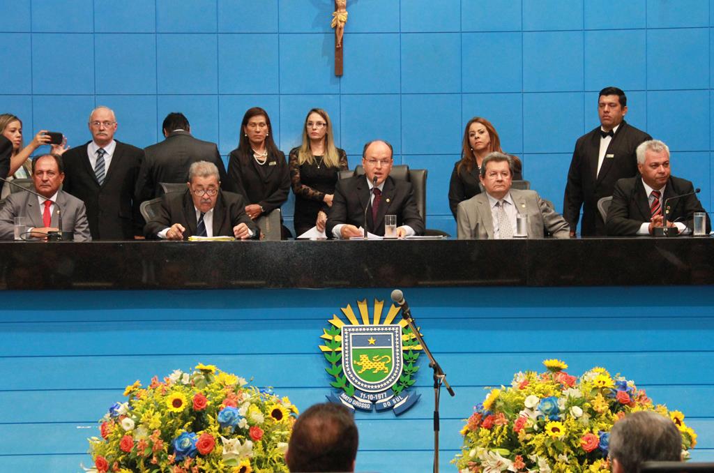 Imagem: Deputados Zé Teixeira, Junior Mochi, Onevan de Matos e Cabo Almi encabeçam a nova Mesa Diretora da AL