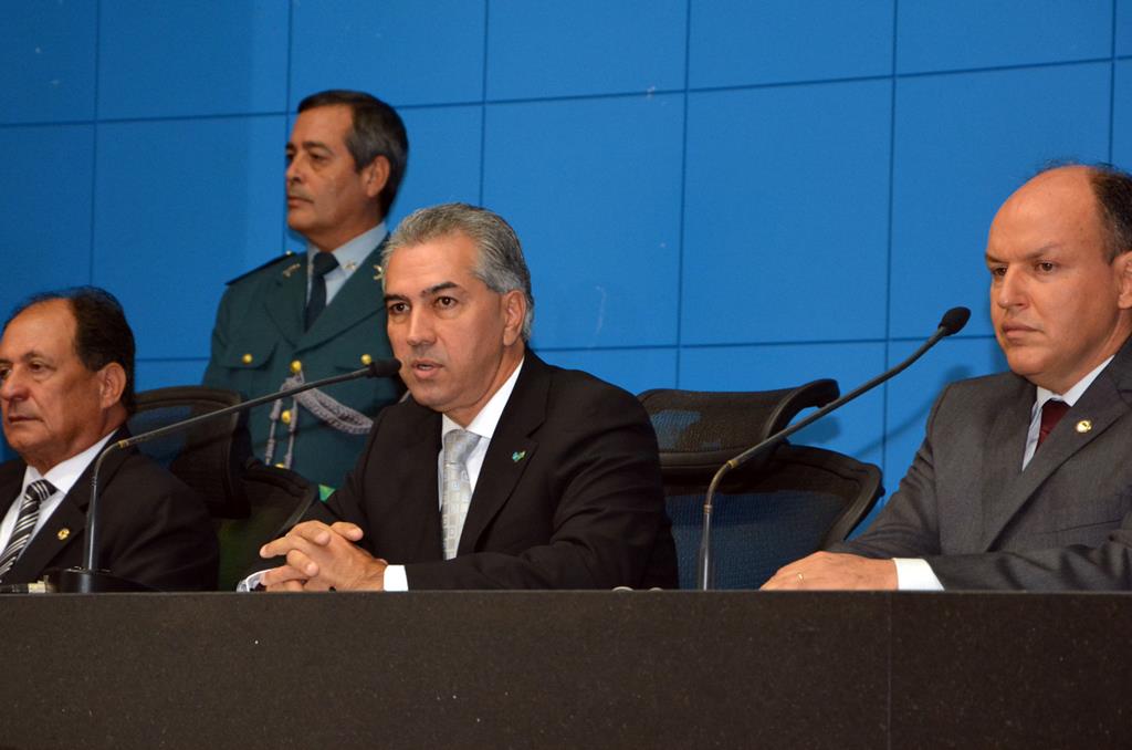 Imagem: Reinaldo Azambuja pediu aos deputados que sejam testemunhas do novo tempo em MS