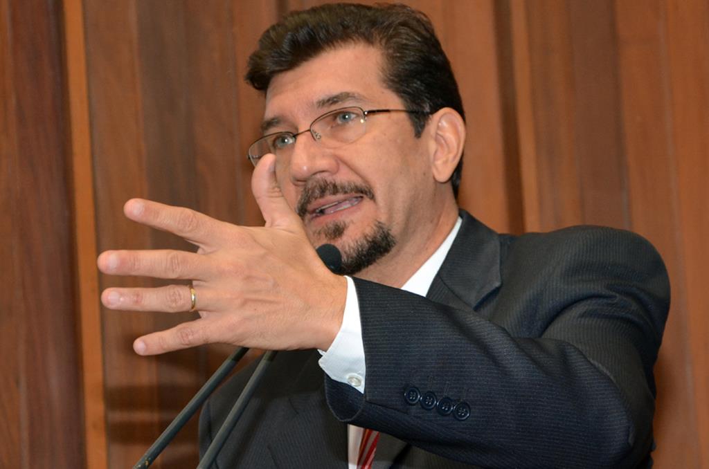 Imagem: Para ele, decisão do governo de adiar convocação e atrasar pagamento não é correta