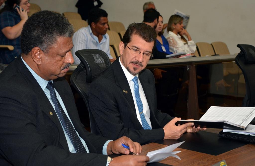 Imagem: Projeto de lei do deputado Pedro Kemp poderá multar comércios que fizerem uso de poços