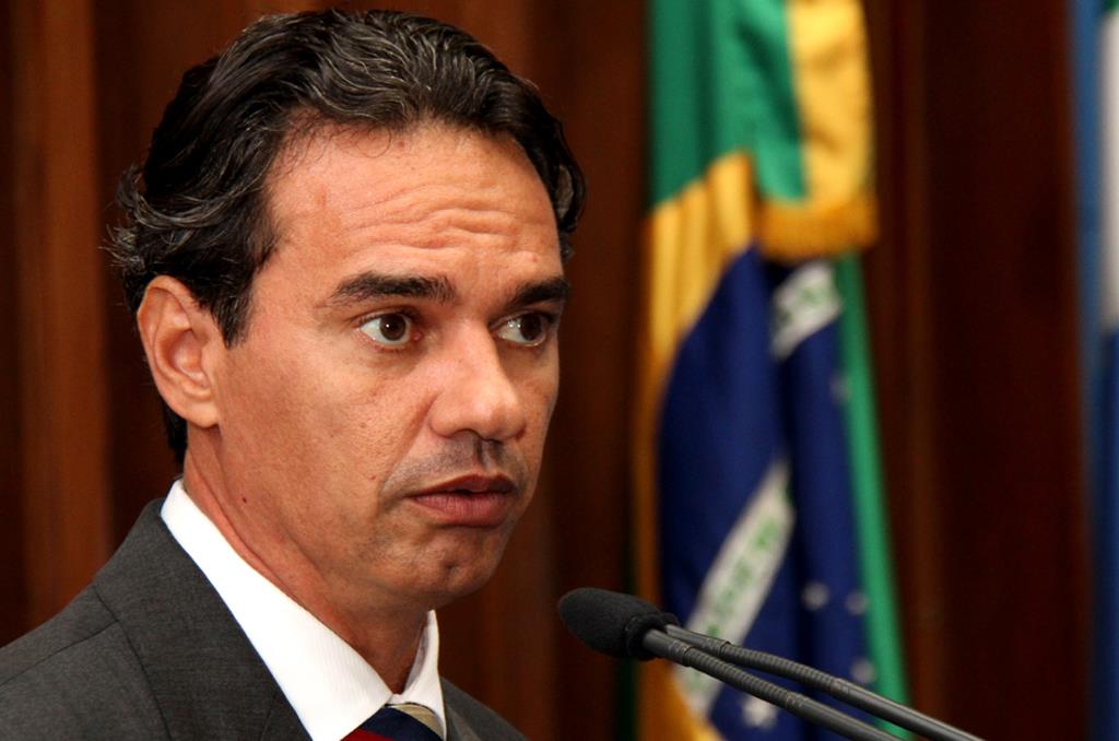 Imagem: Conforme Trad, carga horária da categoria será fixada em 6 horas diárias ou 30 horas semanais