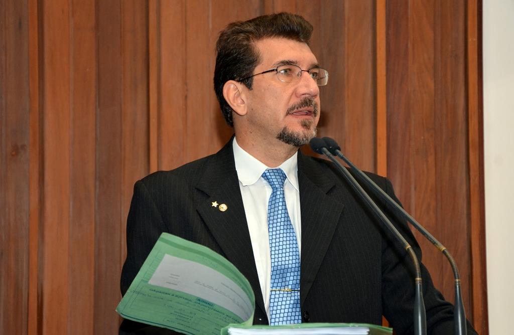 Imagem: Para o deputado estadual Pedro Kemp, implantação da taxa não tem respaldo na legislação