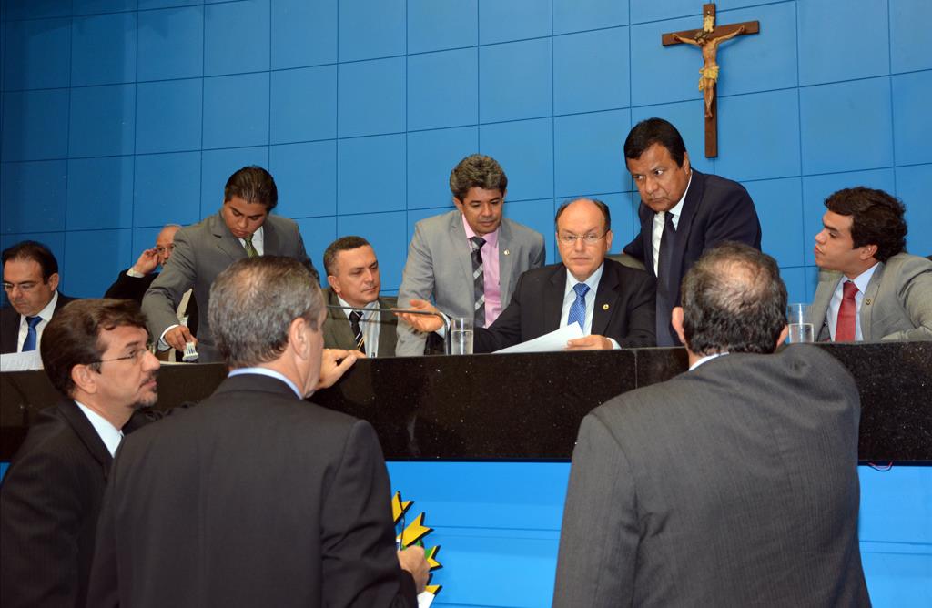 Imagem: A partir de agora a Assembleia Legislativa terá comissão especial para analisar PECs, prevista no Regimento Interno