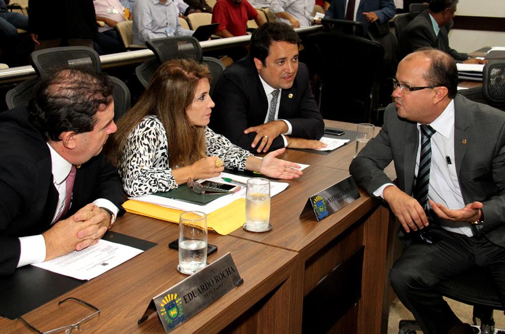 Imagem: Deputados aprovaram em 2ª discussão e votação o projeto de lei do Poder Executivo