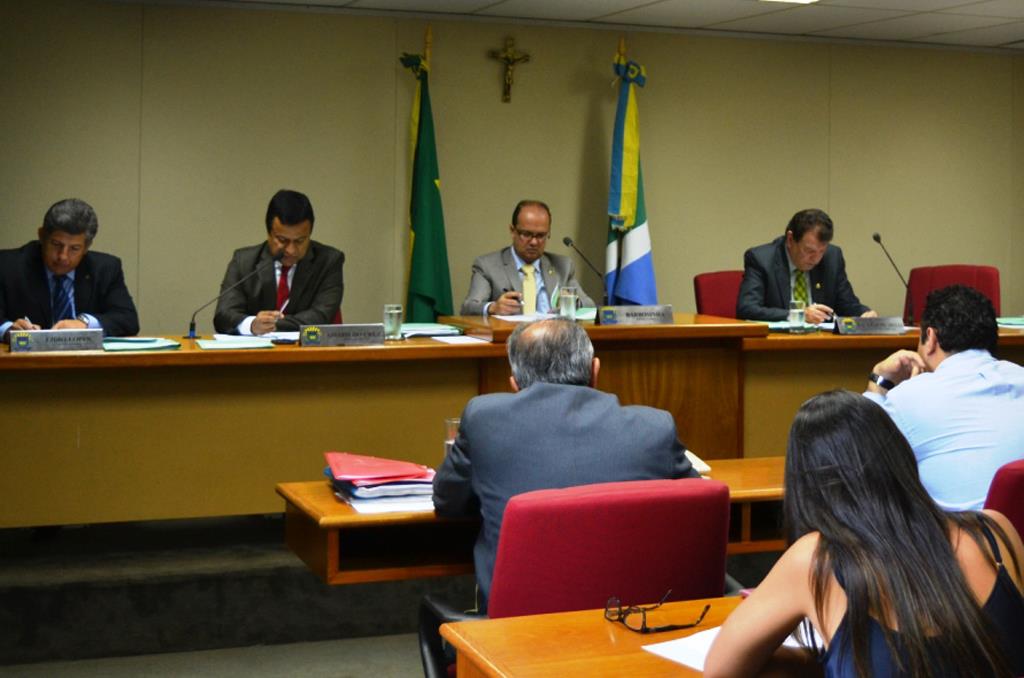 Imagem: Foi derrubado o veto total ao PL103/2013, que dispõe sobre a adoção de pulseiras de identificação em pacientes hospitalares