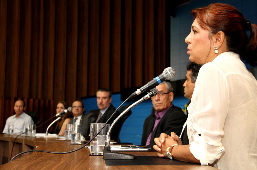 Imagem: Audiência ocorreu no plenário Júlio Maia e discutiu o uso sustentável da água em Mato Grosso do Sul 