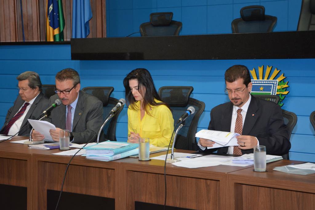 Imagem: Deputados da CPI durante a última oitiva