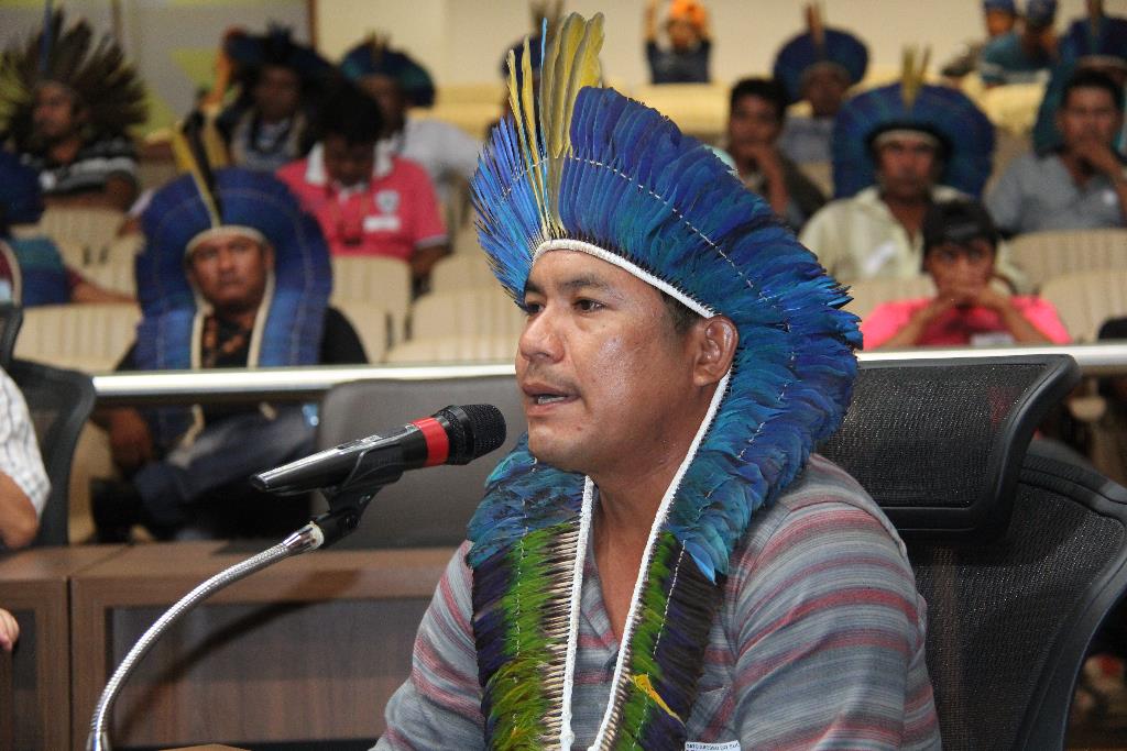 Imagem: Otoniel Gabriel cobra informações sobre a morte do irmão