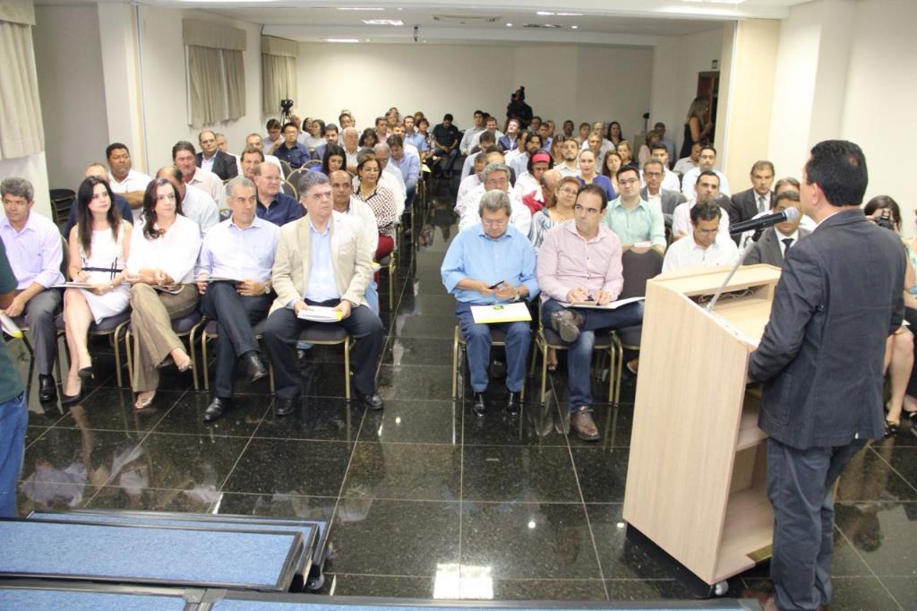 Imagem: Mara Caseiro participa de palestra