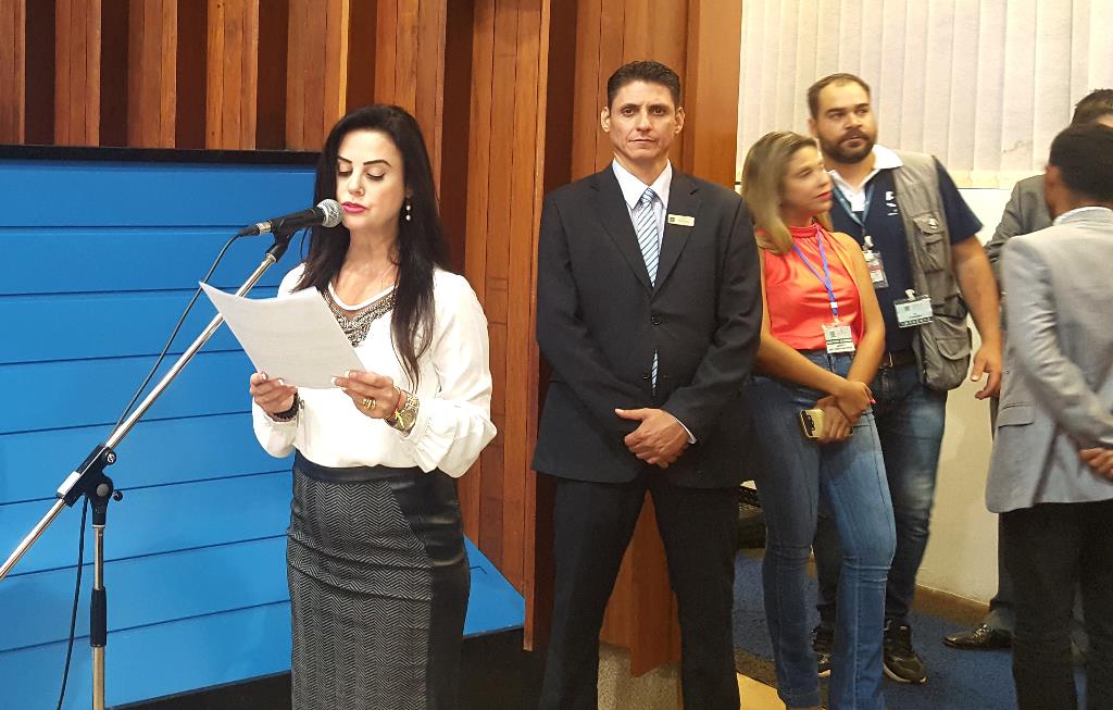 Imagem: Mara Caseiro busca reforma para melhorar atendimento em hospital de Caracol