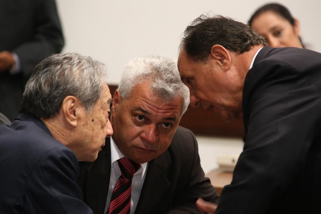 Imagem: Parlamentares expõem suas opiniões sobre as medidas tomadas pelo Governo Federal