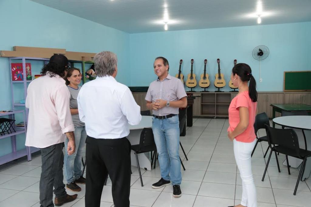 Imagem: Deputado visita estrutura da APAE de Guia Lopes da Laguna