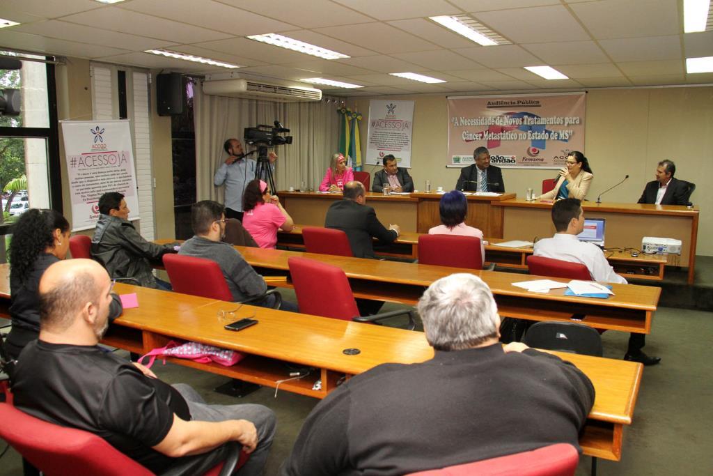 Imagem: Após a conclusão dos trabalhos da audiência, as encaminhamentos serão repassados à Femama