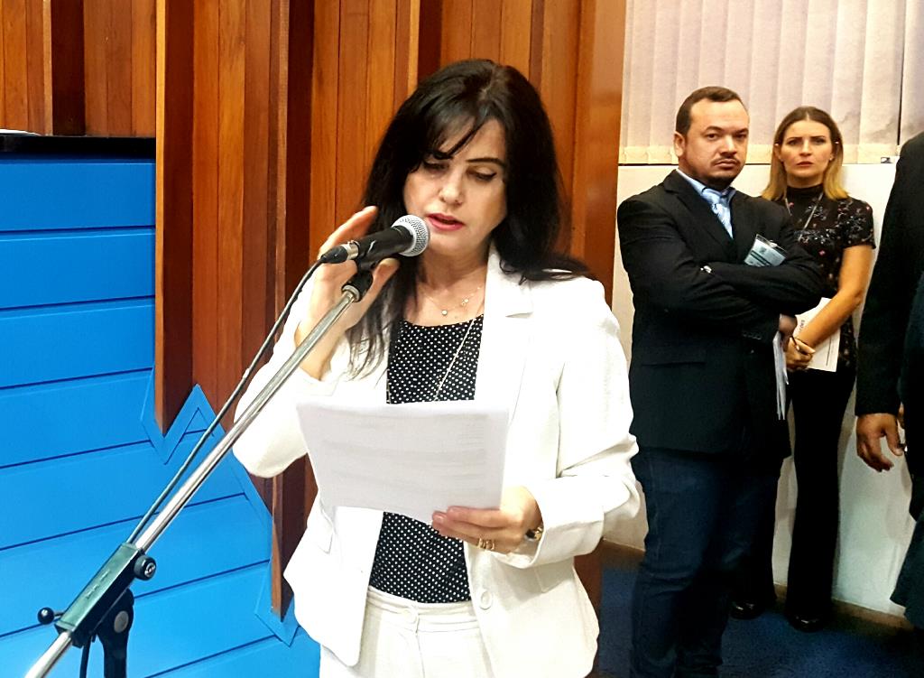 Imagem: Mara Caseiro pede ambulâncias em caráter de urgência