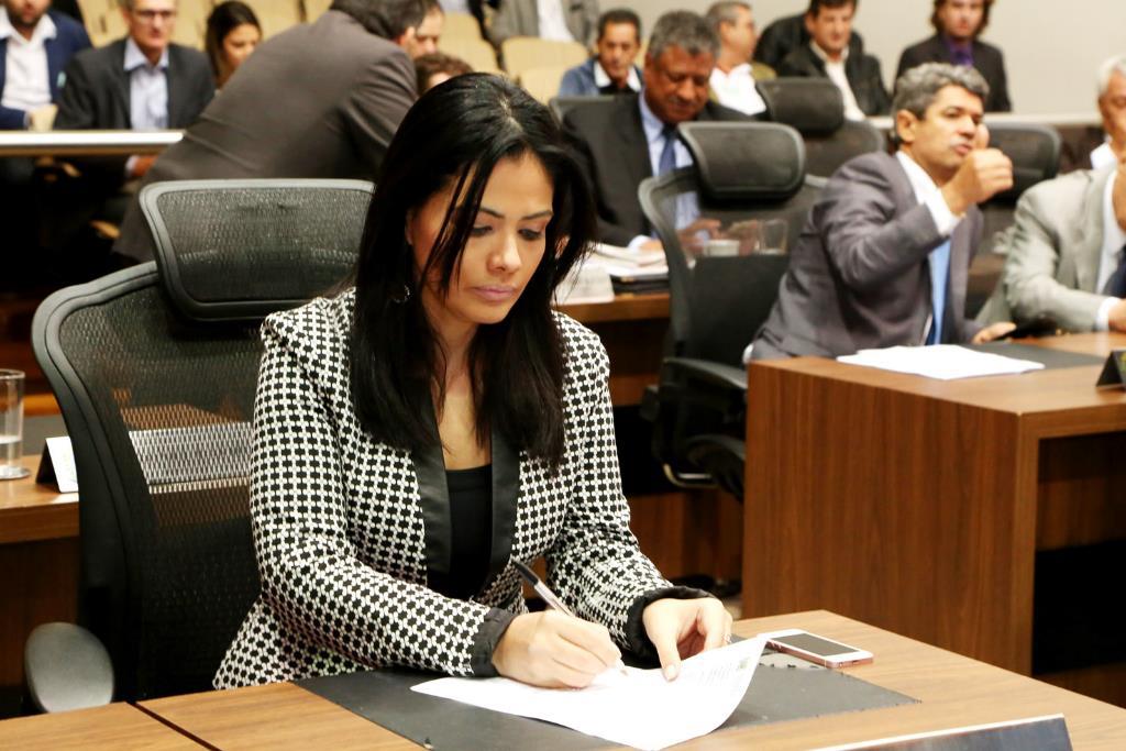 Imagem: Proposta de Grazielle Machado visa garantir mais segurança às mulheres