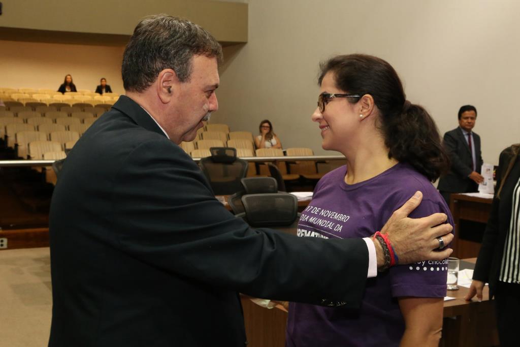 Imagem: Siufi apresentou dois projetos que beneficiam famílias de prematuros