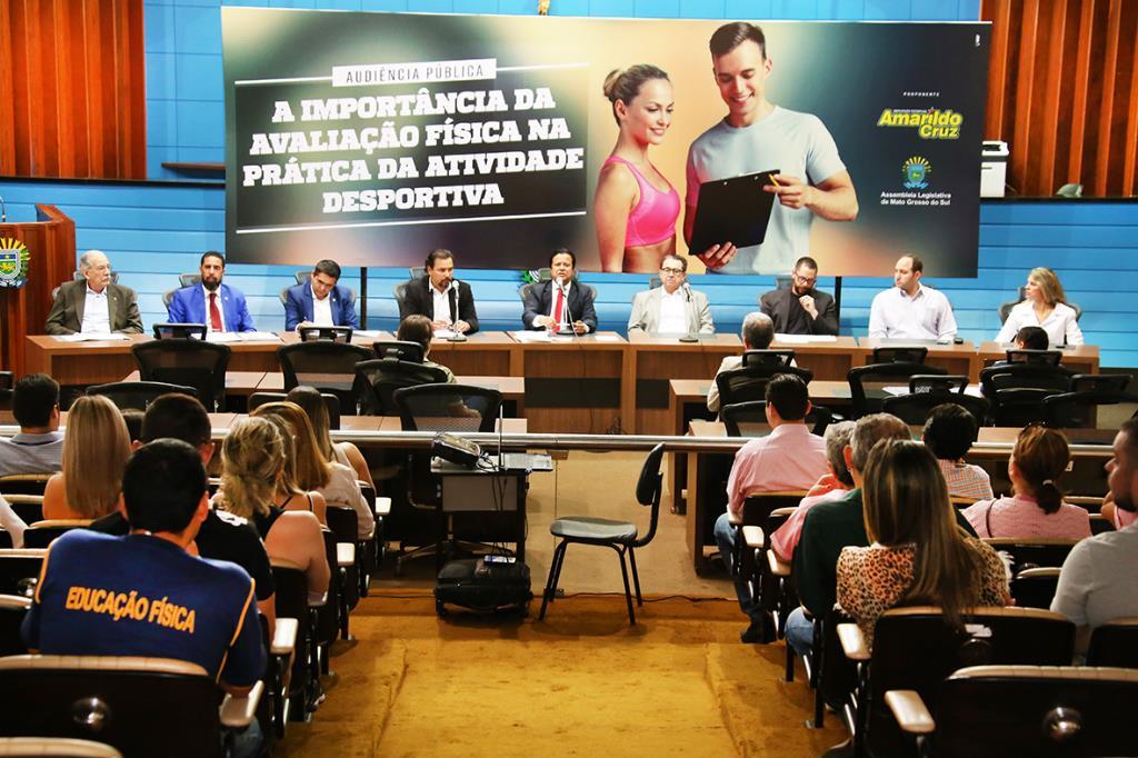 Imagem: Deputado Amarildo Cruz: "Temos o dever de legislar de forma a garantir a promoção à saúde"